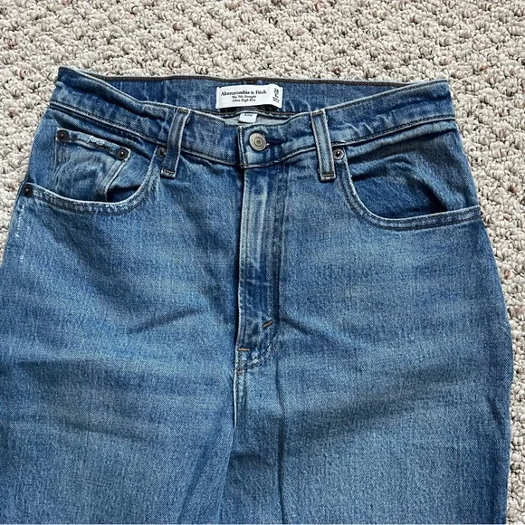 Abercrombie & Fitch Light Blue High Rise Jeans - Picture 3 of 7